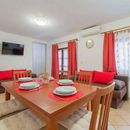 In - Insel 41290 Daire *